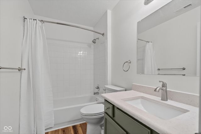 6527 Jade Stream Court 102, Indianapolis, IN 46237