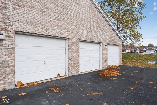 6527 Jade Stream Court 102, Indianapolis, IN 46237