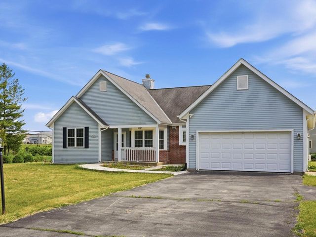N56W18034 Evergreen LANE, Menomonee Falls, WI 53051