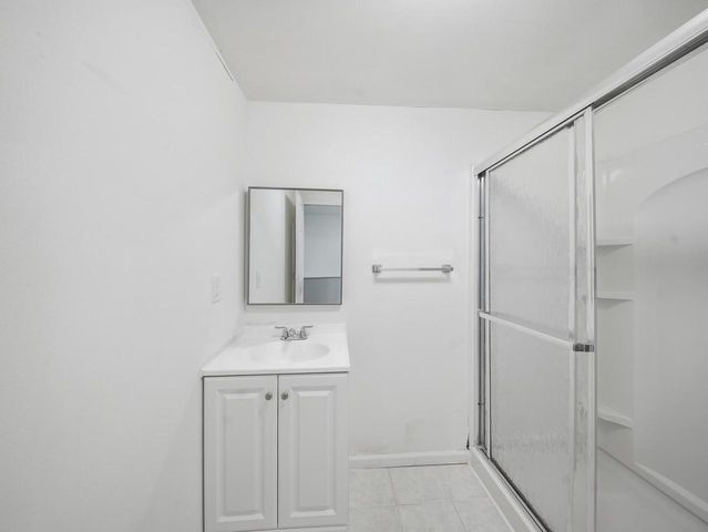 N56W18034 Evergreen LANE, Menomonee Falls, WI 53051
