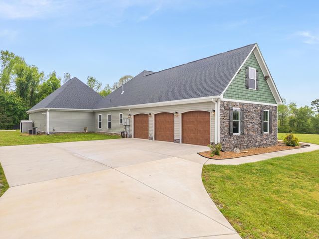 2419 Welch Road, Soddy Daisy, TN 37379