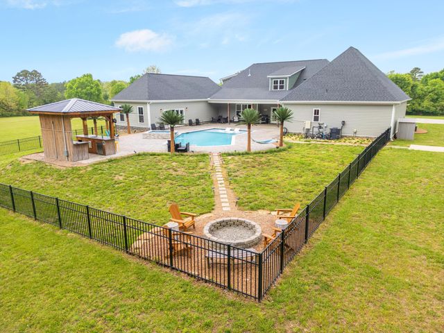 2419 Welch Road, Soddy Daisy, TN 37379