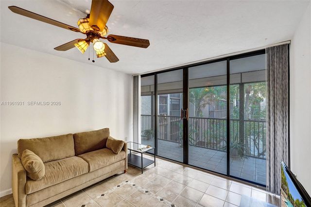 2814 N 46th Ave H376, Hollywood, FL 33021