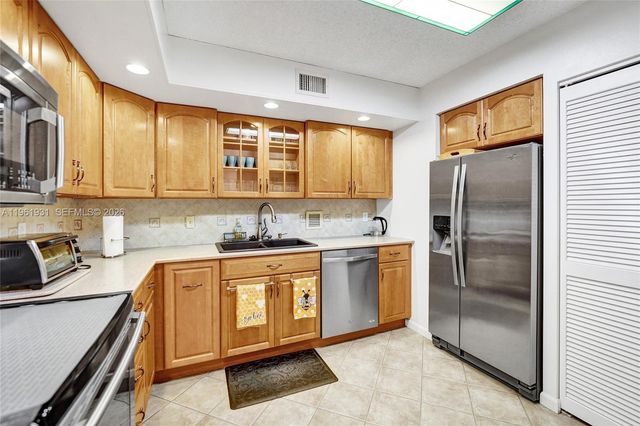 2814 N 46th Ave H376, Hollywood, FL 33021