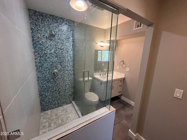 2927 E FAIRMOUNT Avenue, Phoenix, AZ 85016