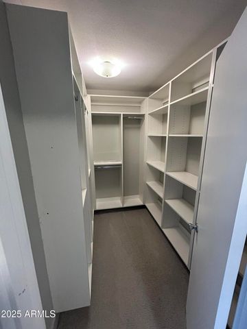 2927 E FAIRMOUNT Avenue, Phoenix, AZ 85016