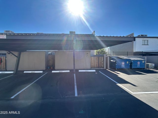 2927 E FAIRMOUNT Avenue, Phoenix, AZ 85016