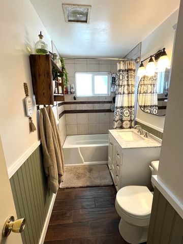 10712 Vincent Drive, Klamath Falls, OR 97603