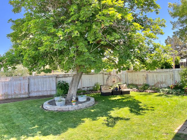 10712 Vincent Drive, Klamath Falls, OR 97603