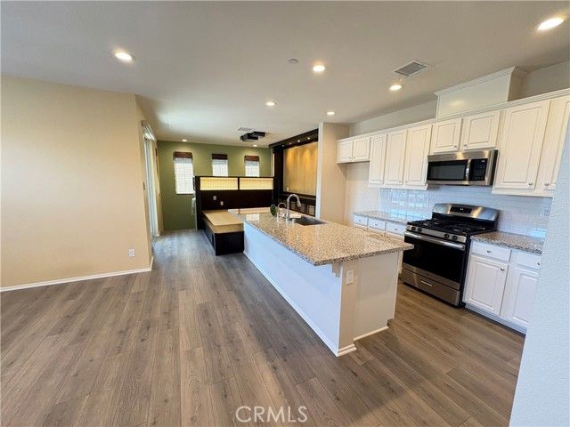 280 W Via Presido, Ontario, CA 91762