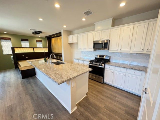 280 W Via Presido, Ontario, CA 91762