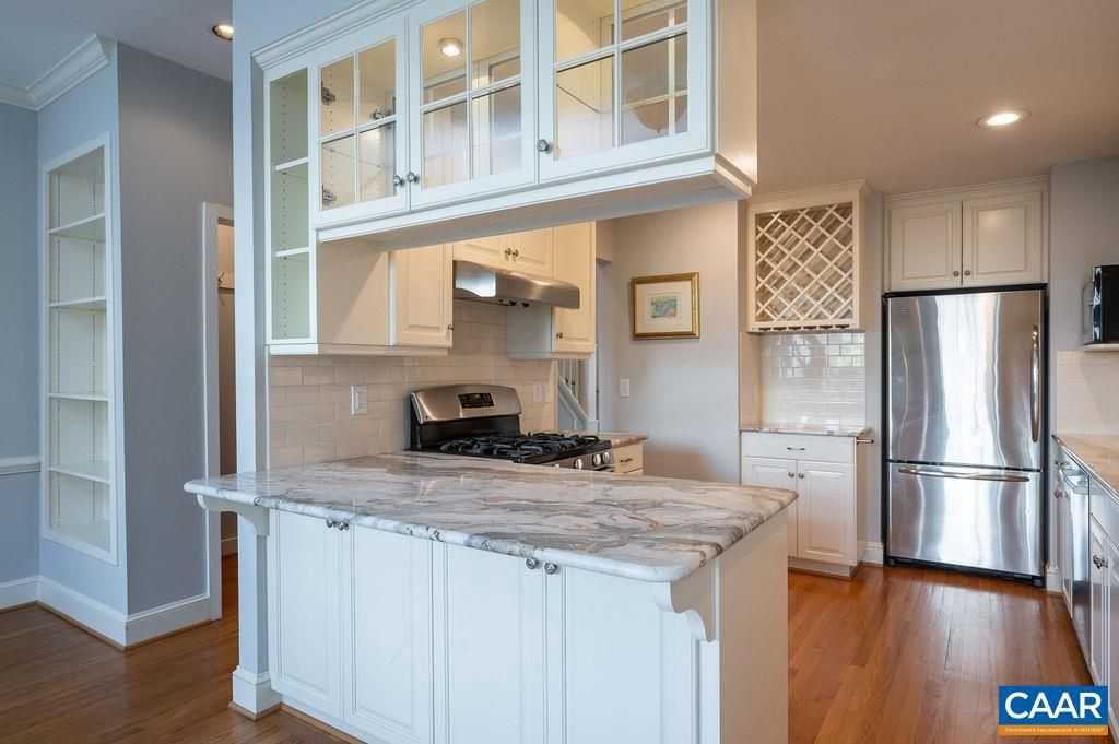 Image 12 of property listing at 503 NE 2ND ST, Charlottesville, VA 22902