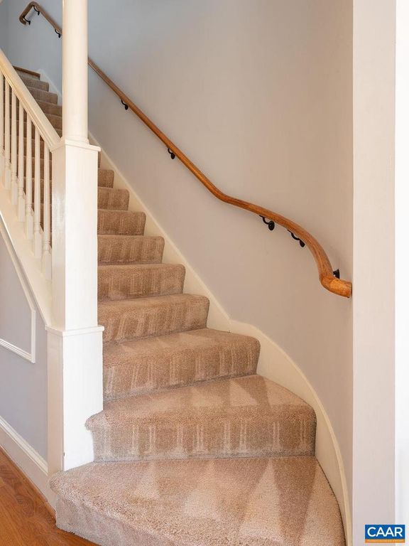 Image 17 of property listing at 503 NE 2ND ST, Charlottesville, VA 22902