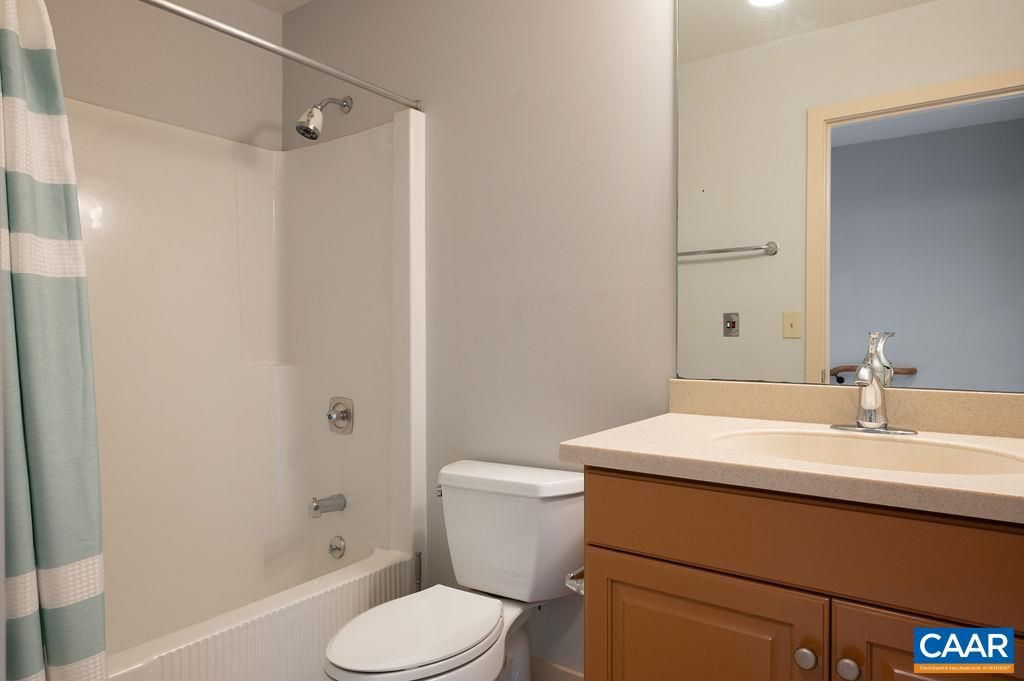 Image 23 of property listing at 503 NE 2ND ST, Charlottesville, VA 22902