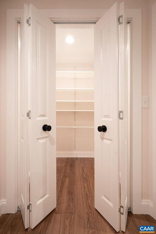 Image 35 of property listing at 503 NE 2ND ST, Charlottesville, VA 22902