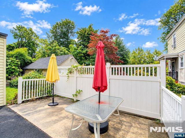 93 Midland Avenue, East Orange, NJ 07017