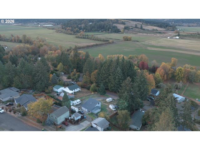 406 CHURCH St, Gaston, OR 97119