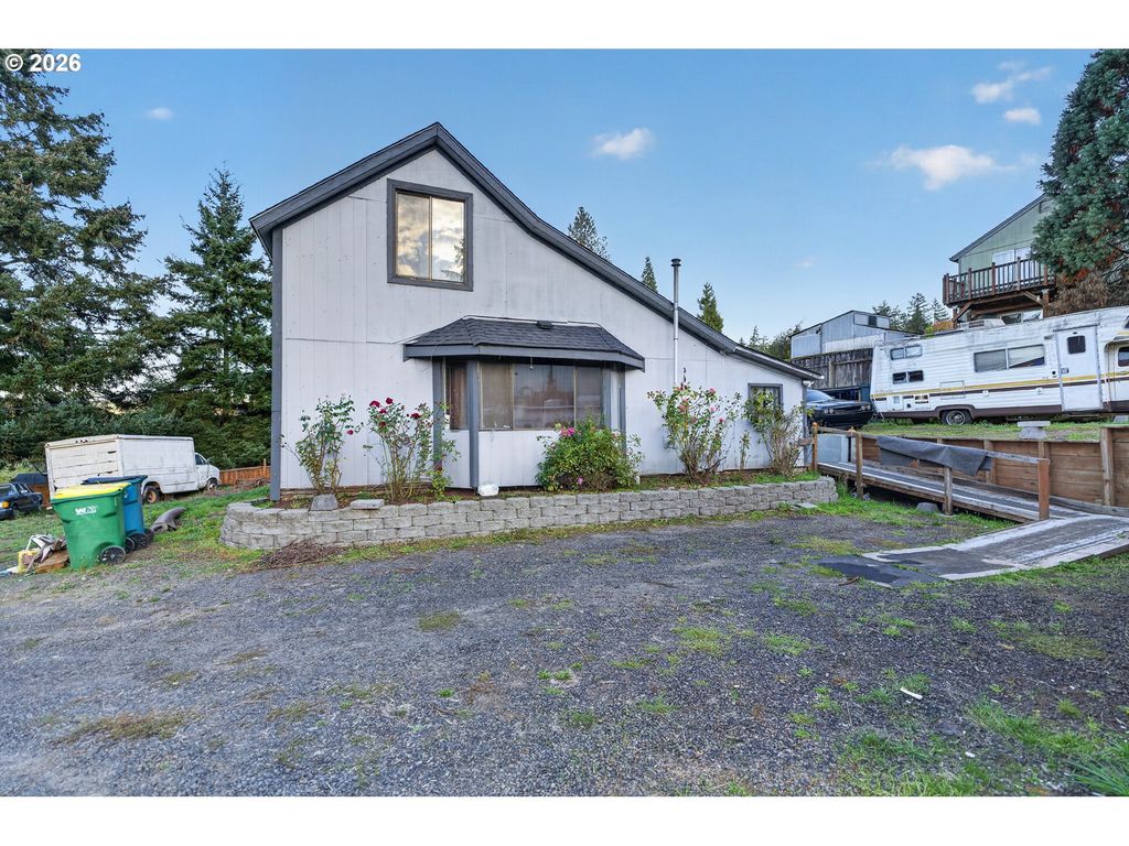 406 CHURCH St, Gaston, OR 97119