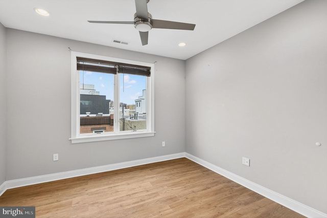 2528 E ALBERT, Philadelphia, PA 19125