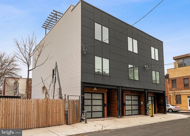 2528 E ALBERT, Philadelphia, PA 19125