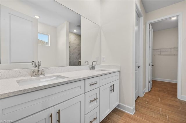 615 SW 26th TER, Cape Coral, FL 33914