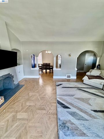 319 Plymouth Ave, San Francisco, CA 94112