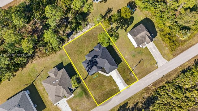 220 Lomax Avenue, Lehigh Acres, FL 33974