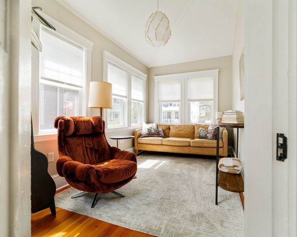 338 Beech St, Boston, MA 02131