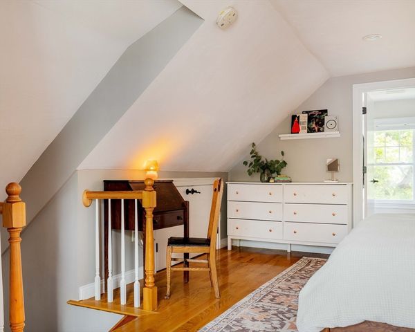 338 Beech St, Boston, MA 02131