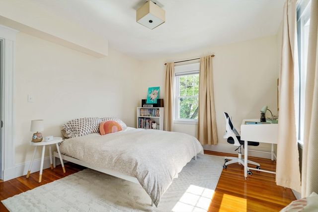 338 Beech St, Boston, MA 02131