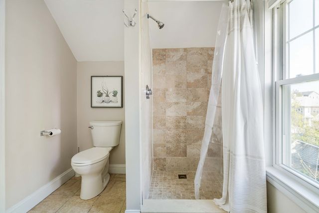 338 Beech St, Boston, MA 02131