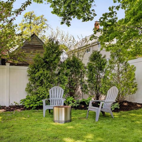338 Beech St, Boston, MA 02131
