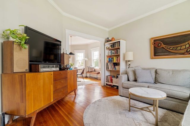 338 Beech St, Boston, MA 02131