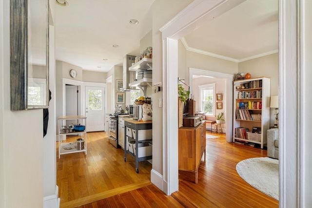338 Beech St, Boston, MA 02131