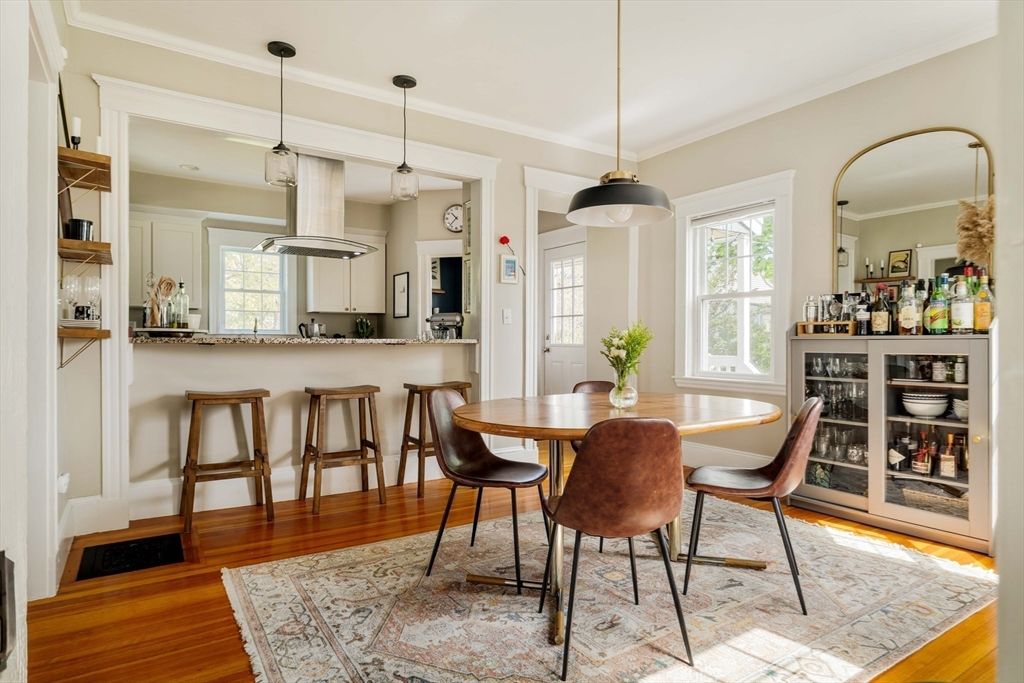 338 Beech St, Boston, MA 02131