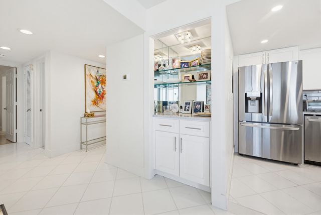 2505 S Ocean Boulevard, Palm Beach, FL 33480