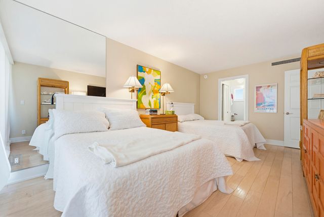 2505 S Ocean Boulevard, Palm Beach, FL 33480