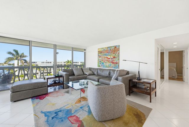 2505 S Ocean Boulevard, Palm Beach, FL 33480