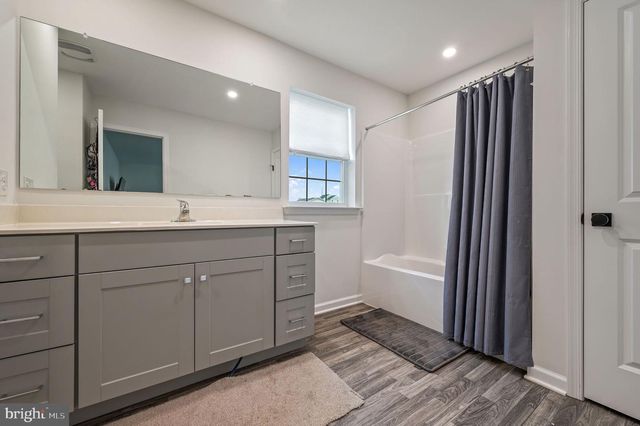 25 MIFFLIN AVE, New Castle, DE 19720