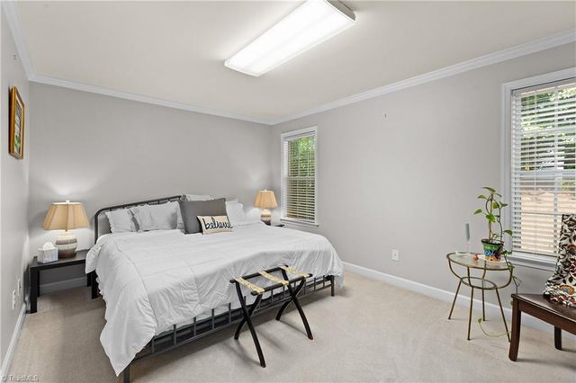 189 Cabot Drive, Winston-salem, NC 27103
