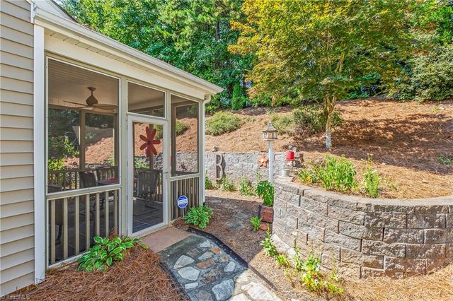 189 Cabot Drive, Winston-salem, NC 27103