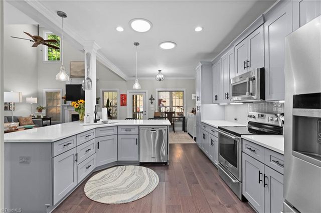189 Cabot Drive, Winston-salem, NC 27103