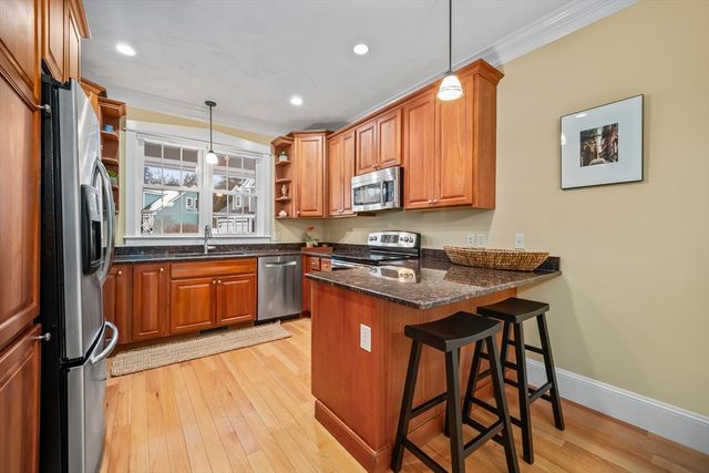 8 Snowberry Lane, Sudbury, MA 01776