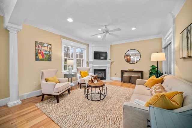 8 Snowberry Lane, Sudbury, MA 01776