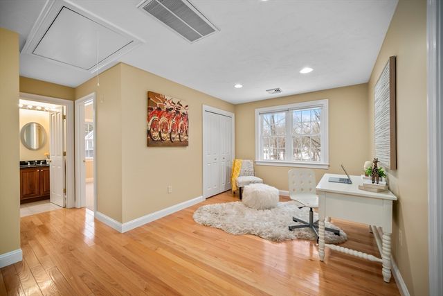 8 Snowberry Lane, Sudbury, MA 01776