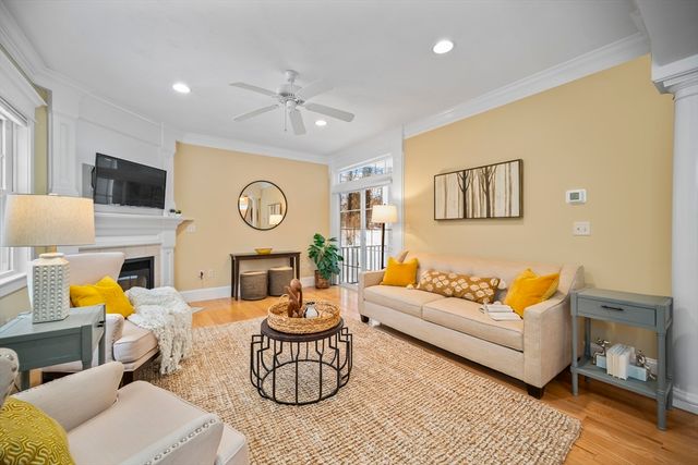 8 Snowberry Lane, Sudbury, MA 01776