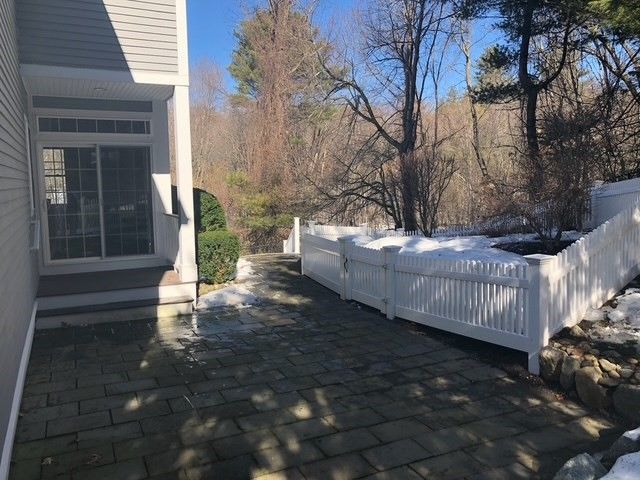 8 Snowberry Lane, Sudbury, MA 01776