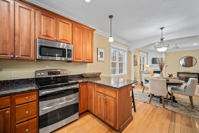 8 Snowberry Lane, Sudbury, MA 01776