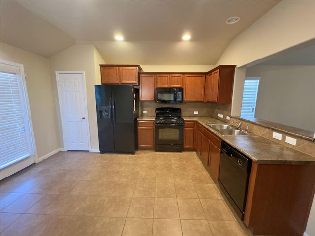 315 Wild Cat DR, Bastrop, TX 78602