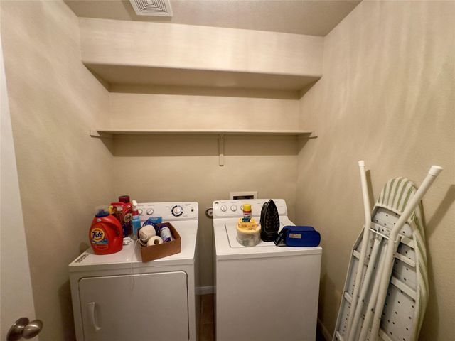 315 Wild Cat DR, Bastrop, TX 78602